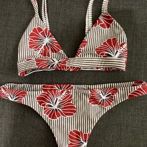 Benoa swimwear Lei